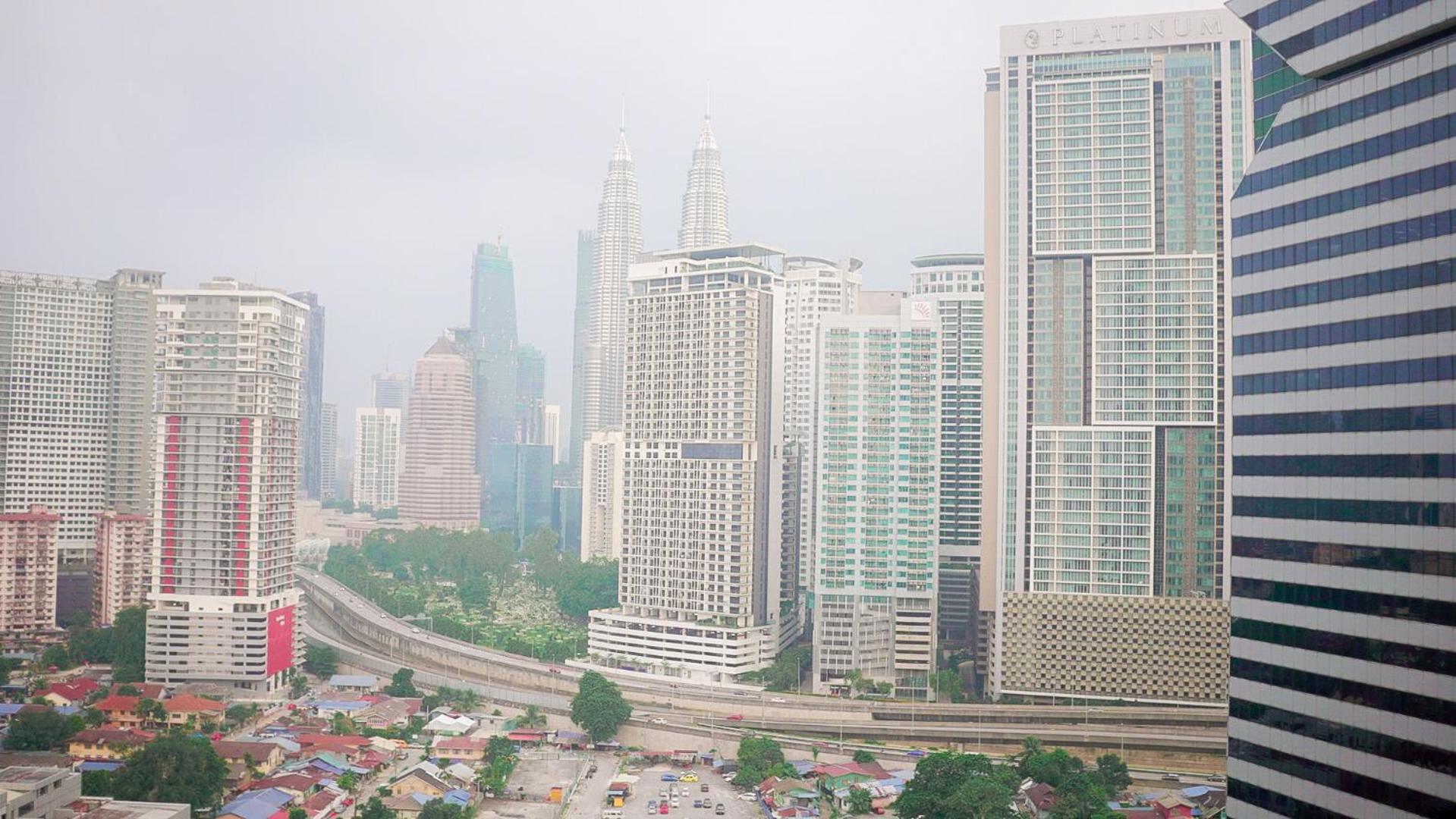 The Luxe Suites Infinitum Klcc Kuala Lumpur Exterior foto