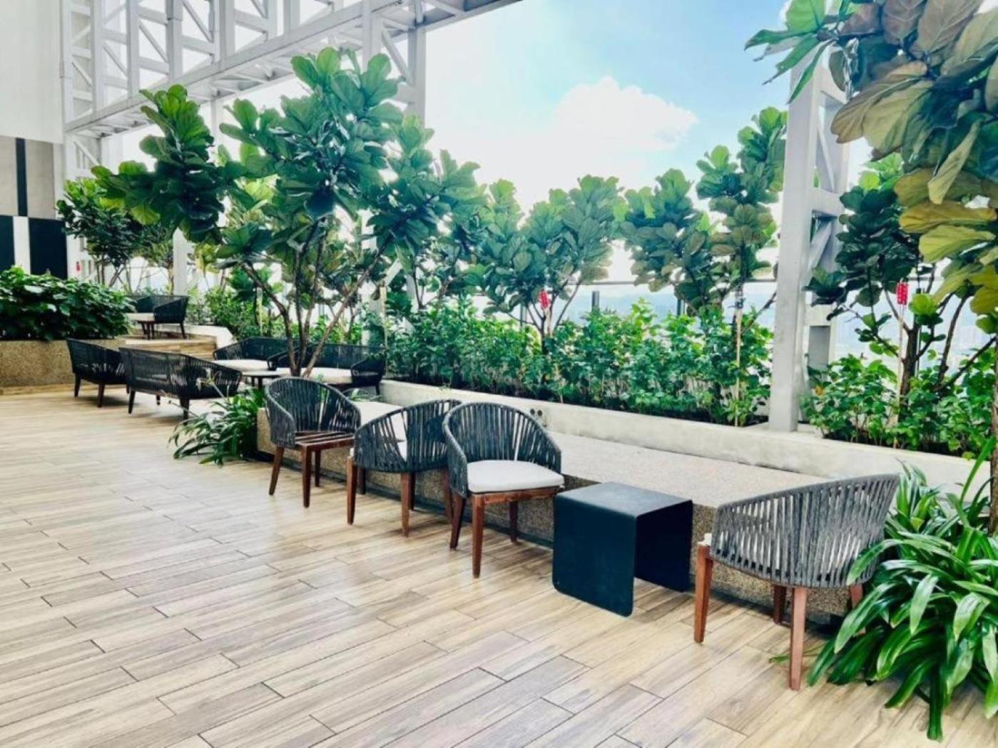 The Luxe Suites Infinitum Klcc Kuala Lumpur Exterior foto